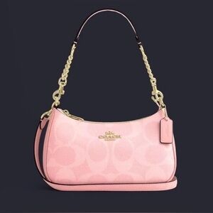 🌈Coach Blush Pink Shoulder Bag with Gold Chain🌸